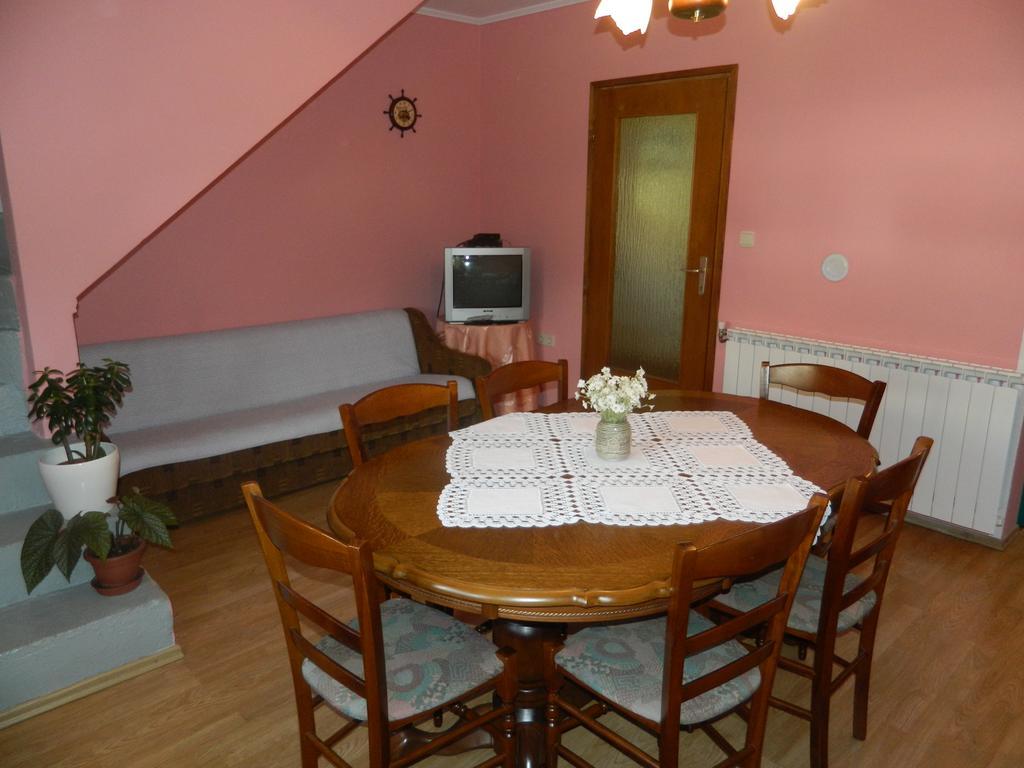 Vacation Home Kuca Za Odmor Krasno Polje Bilik gambar
